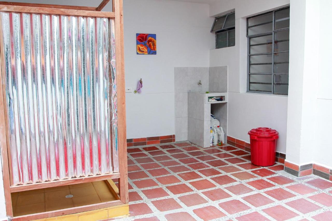 Casa Tuvia Parque Ostello Medellín Esterno foto